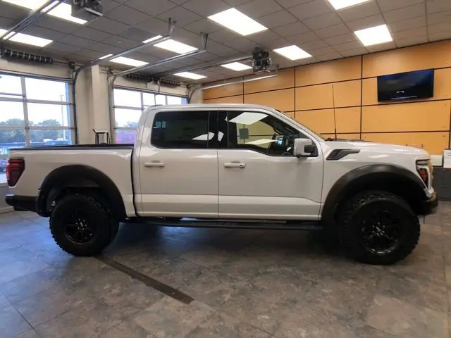 2025 Ford F-150 - $72,401