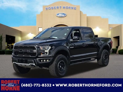 2017 Ford F-150 4X4 Raptor 4DR Supercrew 5.5 FT. SB