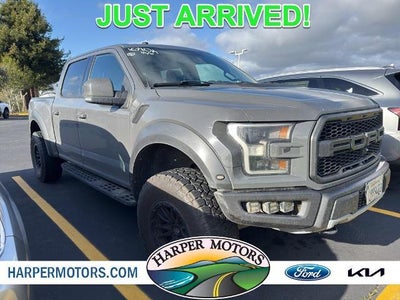 2018 Ford F-150 4X4 Raptor 4DR Supercrew 5.5 FT. SB