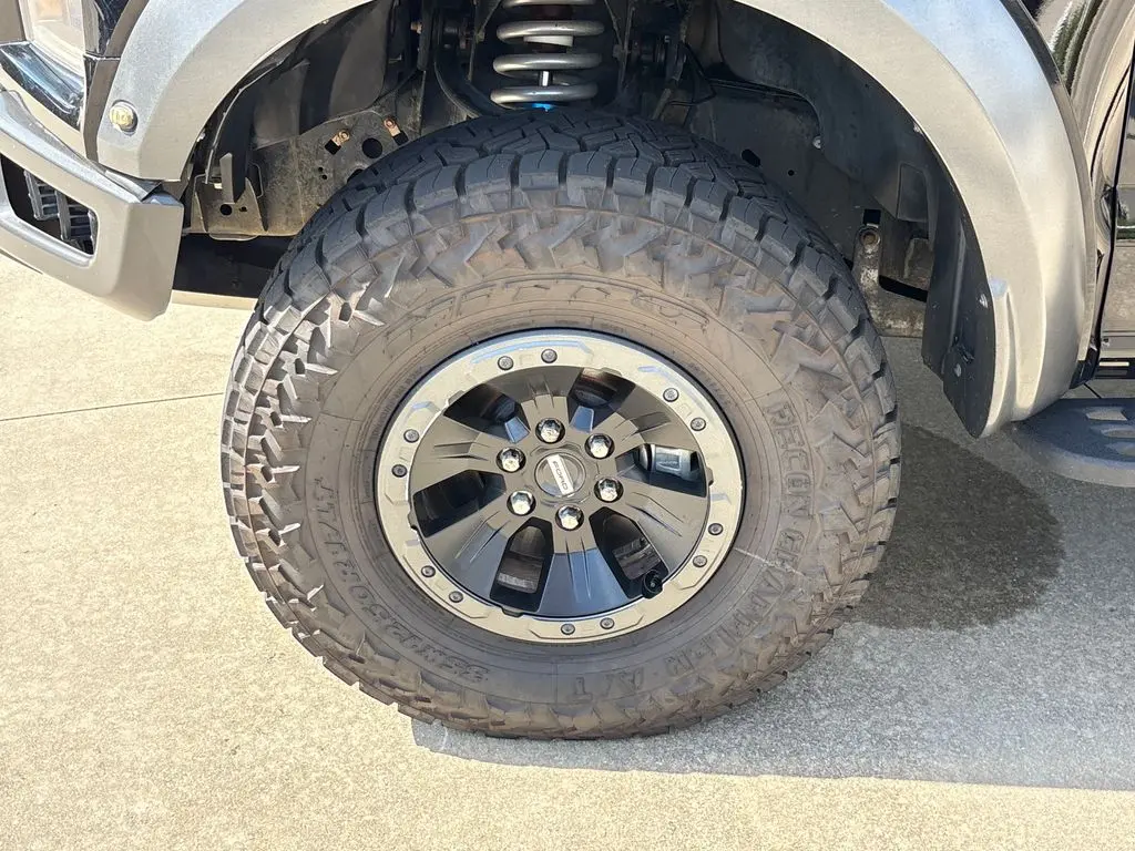 2018 Ford F-150 - $29,200