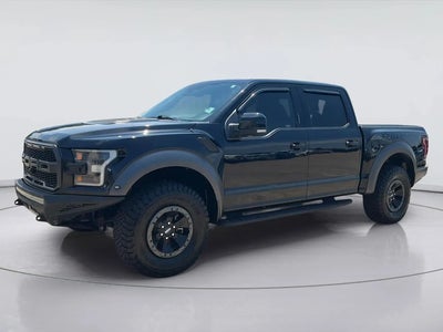2018 Ford F-150 4X4 Raptor 4DR Supercrew 5.5 FT. SB