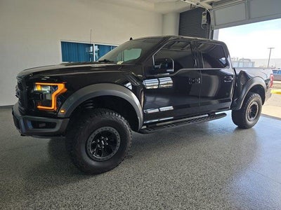 2019 Ford F-150 4X4 Raptor 4DR Supercrew 5.5 FT. SB