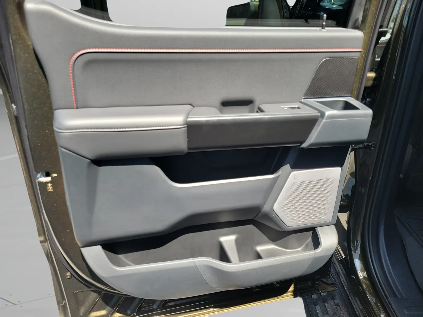 2026 Ford F-150 - $76,395