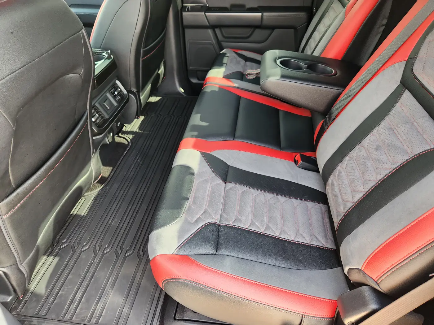 2022 Ford F-150 - $107,903