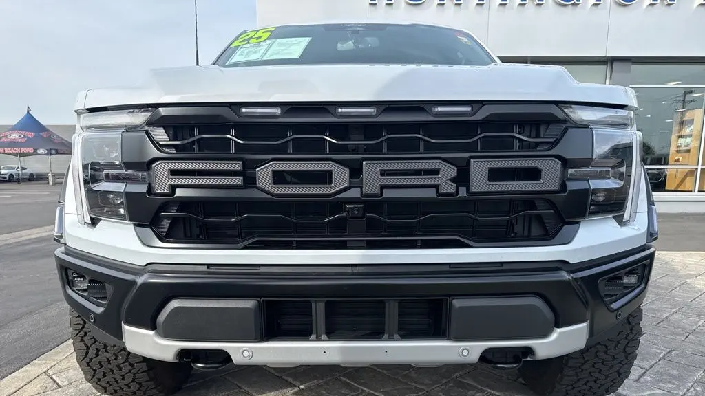 2025 Ford F-150 Raptor