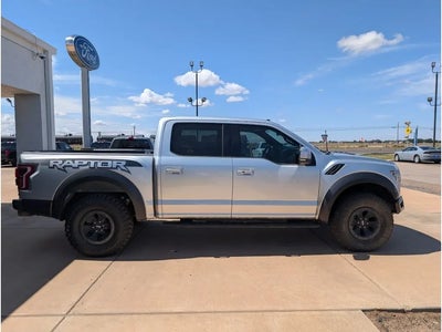 2018 Ford F-150 4X4 Raptor 4DR Supercrew 5.5 FT. SB