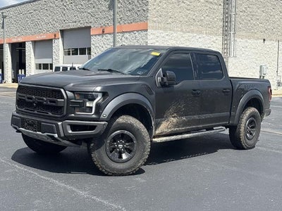 2018 Ford F-150 4X4 Raptor 4DR Supercrew 5.5 FT. SB