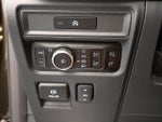 2025 F-150 Thumbnail 16