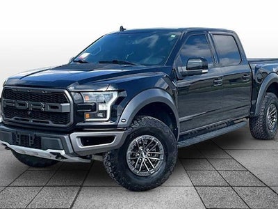 2019 Ford F-150 4X4 Raptor 4DR Supercrew 5.5 FT. SB