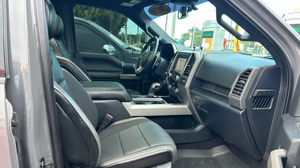 2020 Ford F-150 Raptor