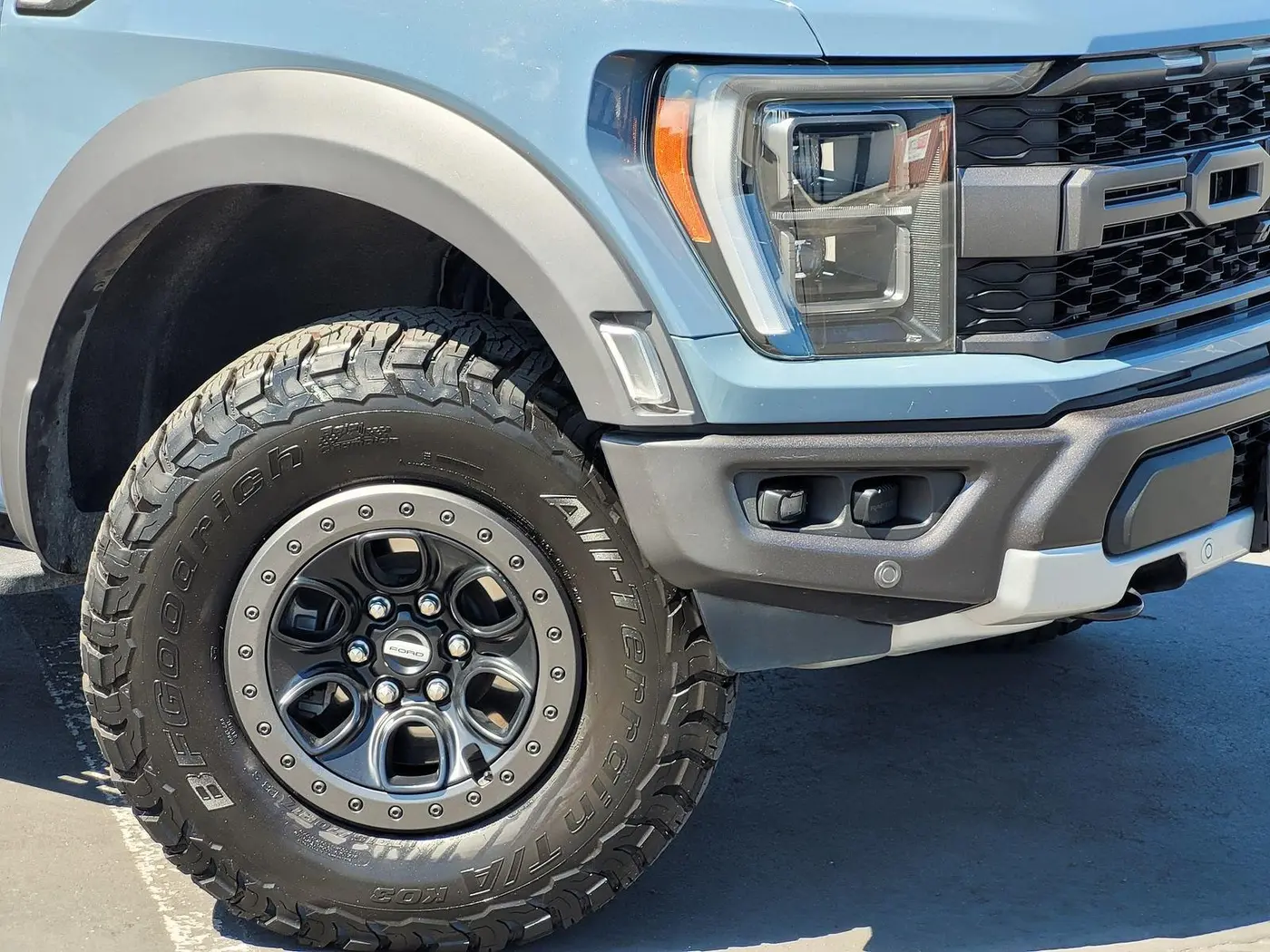 2023 Ford F-150 - $68,998
