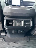 2023 F-150 Thumbnail 26