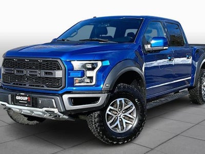 2017 Ford F-150 4X4 Raptor 4DR Supercrew 5.5 FT. SB