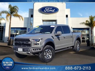 2018 Ford F-150 4X4 Raptor 4DR Supercrew 5.5 FT. SB