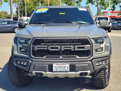 2018 Ford F-150 4X4 Raptor 4DR Supercrew 5.5 FT. SB