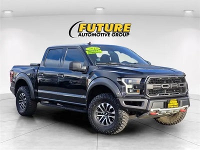 2019 Ford F-150 4X4 Raptor 4DR Supercrew 5.5 FT. SB