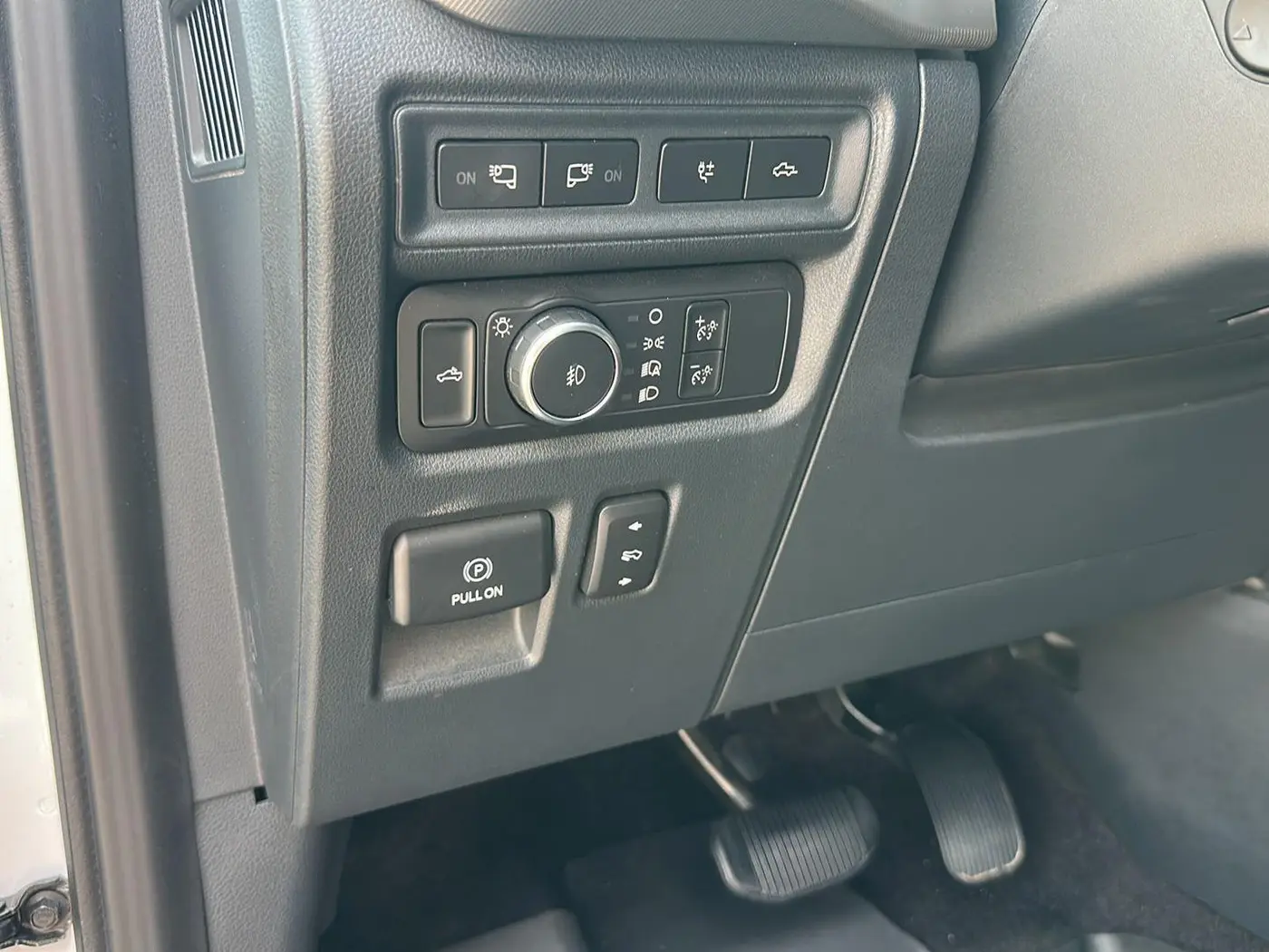 2022 Ford F-150 - $54,750