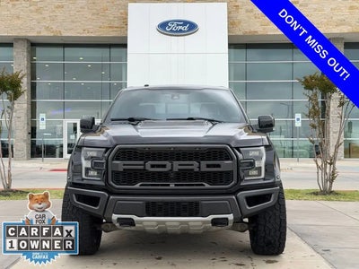 2017 Ford F-150 4X4 Raptor 4DR Supercrew 5.5 FT. SB