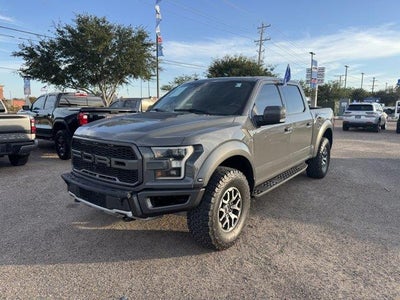 2018 Ford F-150 4X4 Raptor 4DR Supercrew 5.5 FT. SB