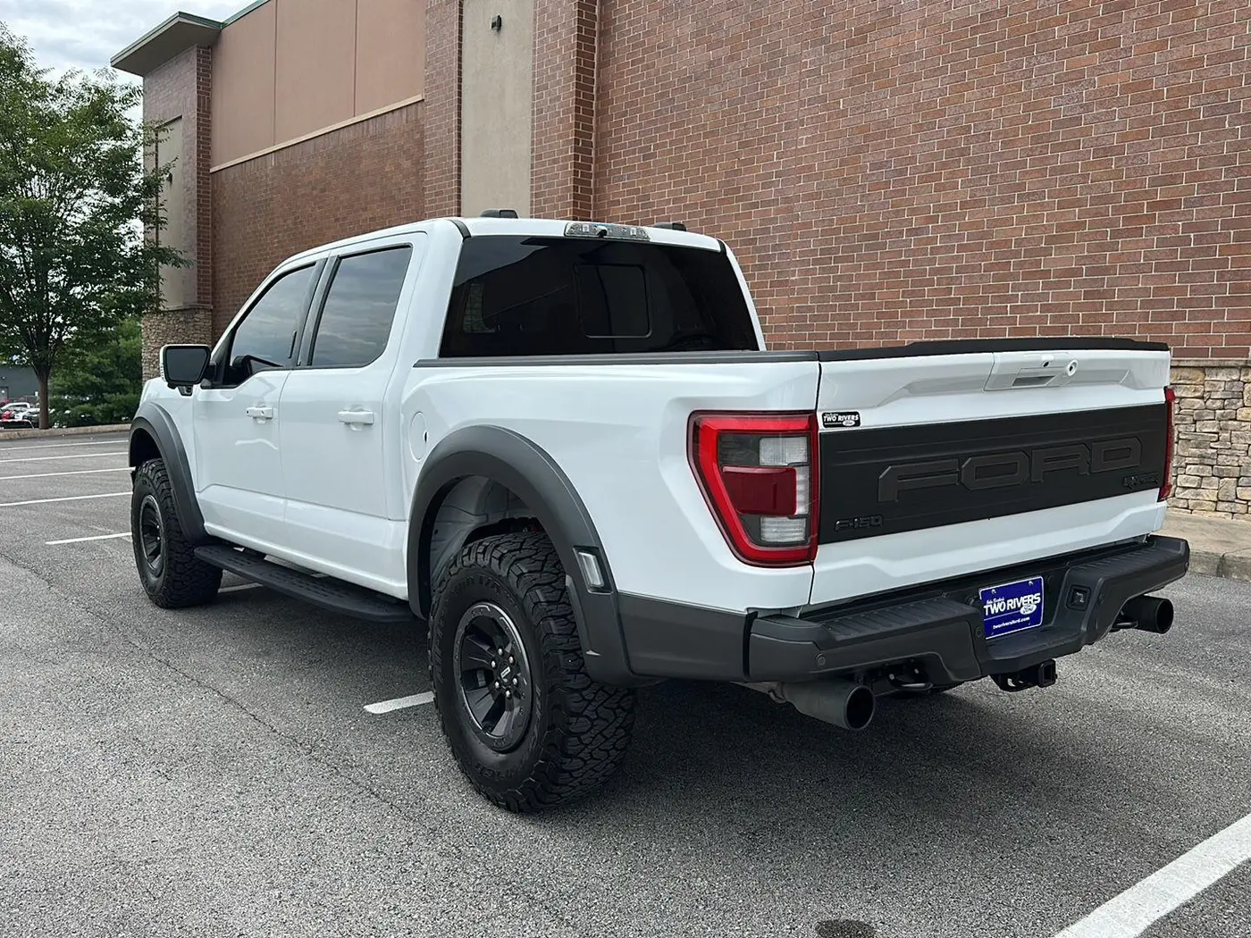 2022 Ford F-150 - $53,950