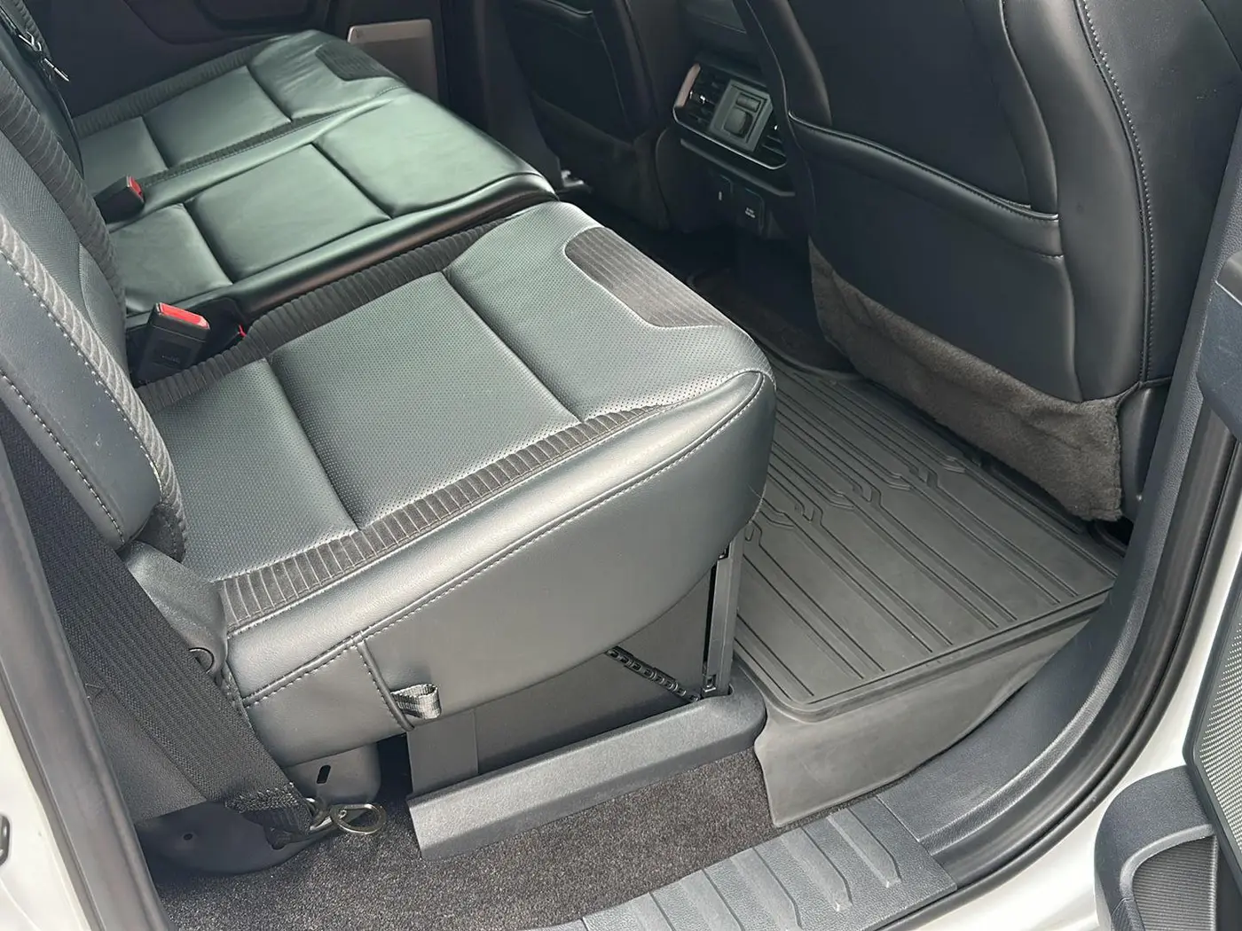 2022 Ford F-150 - $53,950