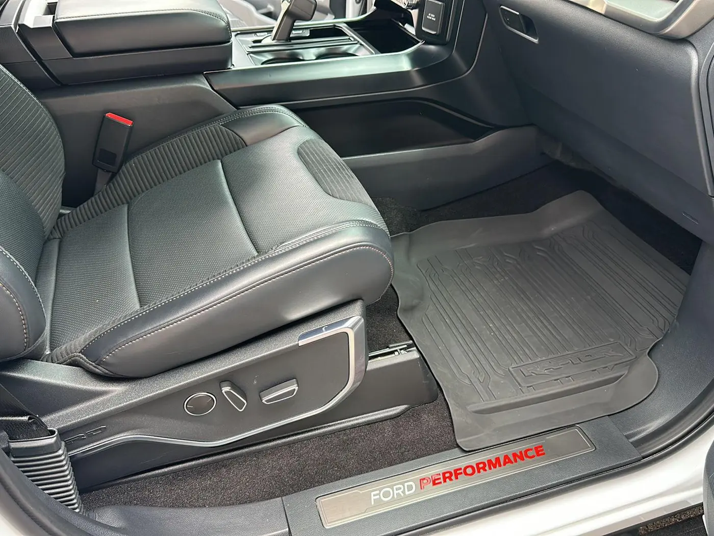 2022 Ford F-150 - $53,950