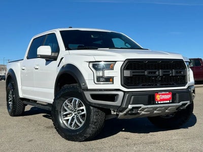 2017 Ford F-150 4X4 Raptor 4DR Supercrew 5.5 FT. SB