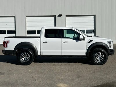 2017 Ford F-150 4X4 Raptor 4DR Supercrew 5.5 FT. SB