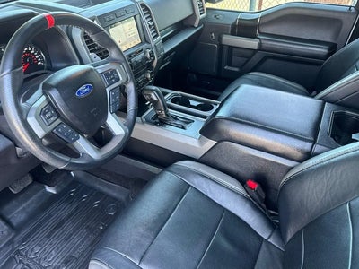 2017 Ford F-150 4X4 Raptor 4DR Supercrew 5.5 FT. SB