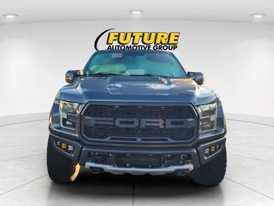 2018 Ford F-150 4X4 Raptor 4DR Supercrew 5.5 FT. SB