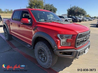 2018 Ford F-150 4X4 Raptor 4DR Supercrew 5.5 FT. SB