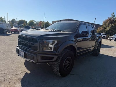 2019 Ford F-150 4X4 Raptor 4DR Supercrew 5.5 FT. SB