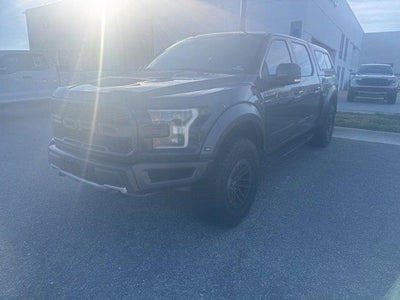 2019 Ford F-150 4X4 Raptor 4DR Supercrew 5.5 FT. SB