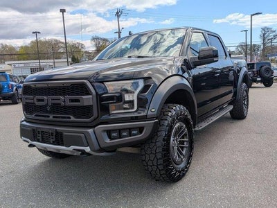 2020 Ford F-150 4X4 Raptor 4DR Supercrew 5.5 FT. SB