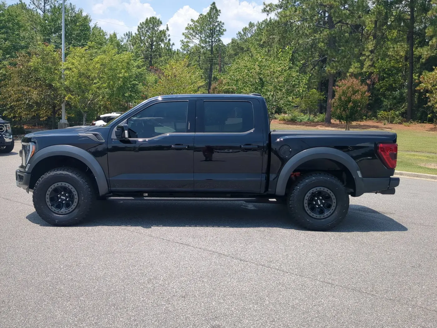 2021 Ford F-150 - $60,861