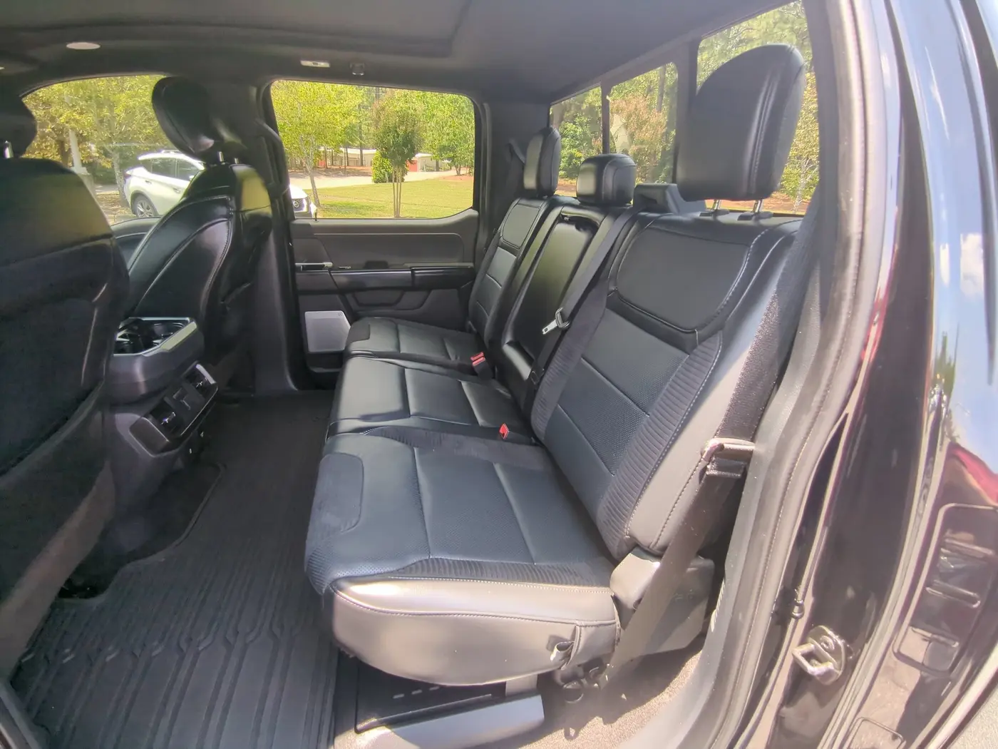 2021 Ford F-150 - $60,861