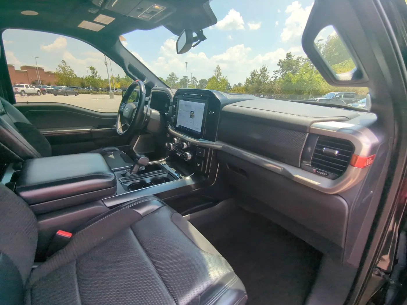 2021 Ford F-150 - $60,861