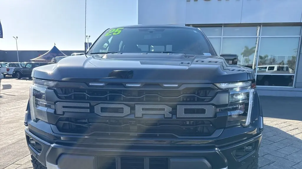 2025 Ford F-150 Raptor