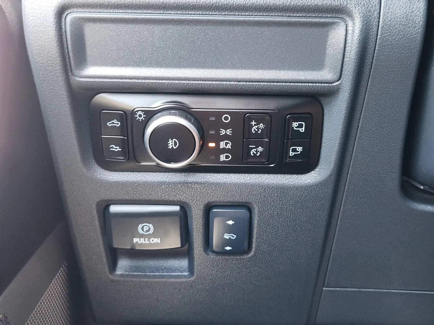 2026 Ford F-150 - $79,922