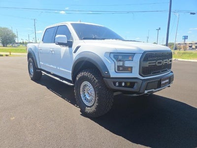 2019 Ford F-150 4X4 Raptor 4DR Supercrew 5.5 FT. SB