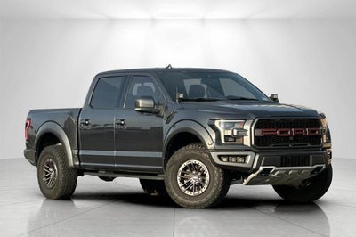 2019 Ford F-150 4X4 Raptor 4DR Supercrew 5.5 FT. SB