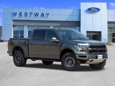 2019 Ford F-150 4X4 Raptor 4DR Supercrew 5.5 FT. SB