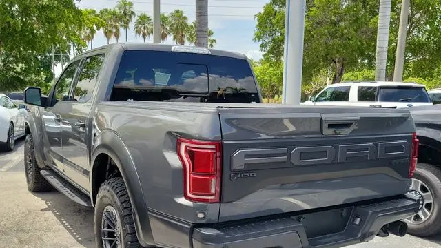 2020 Ford F-150 Raptor