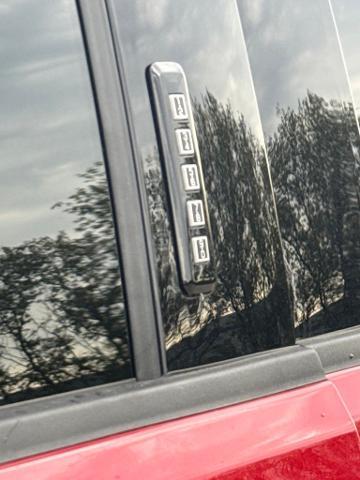 2022 Ford F-150 - $59,778