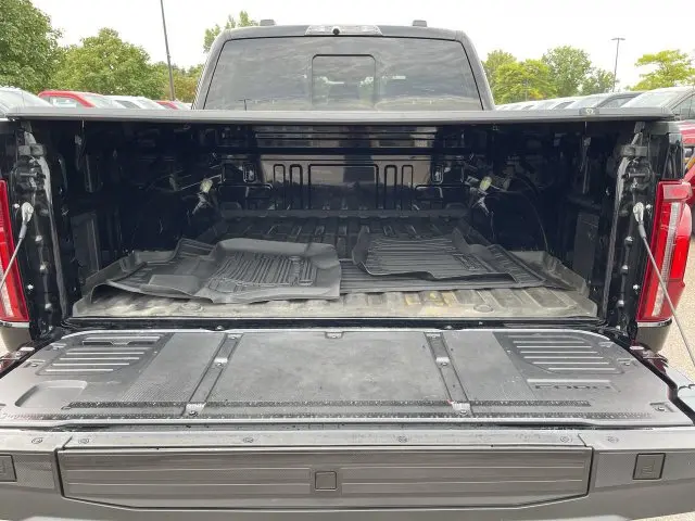 2026 Ford F-150 - $128,000