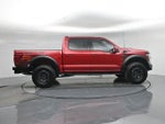 2025 F-150 Thumbnail 32