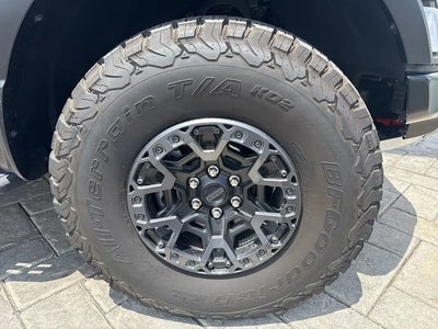 Photo of a 2025 Ford F-150 4X4 Raptor 4DR Supercrew 5.5 FT. SB for sale
