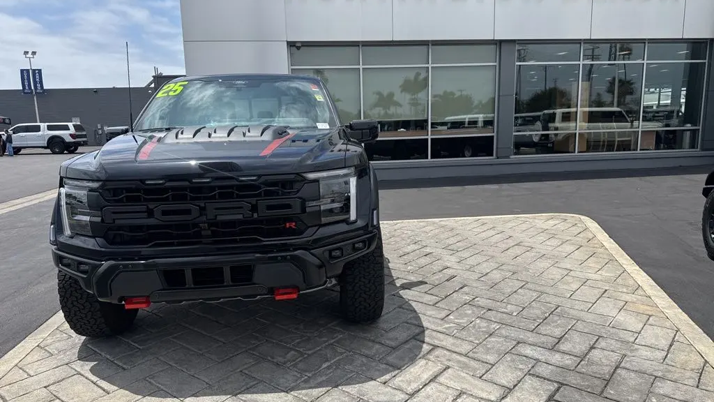 2025 Ford F-150 Raptor