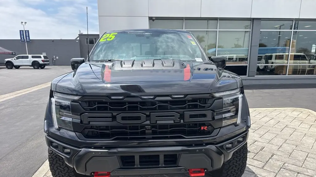 2025 Ford F-150 Raptor