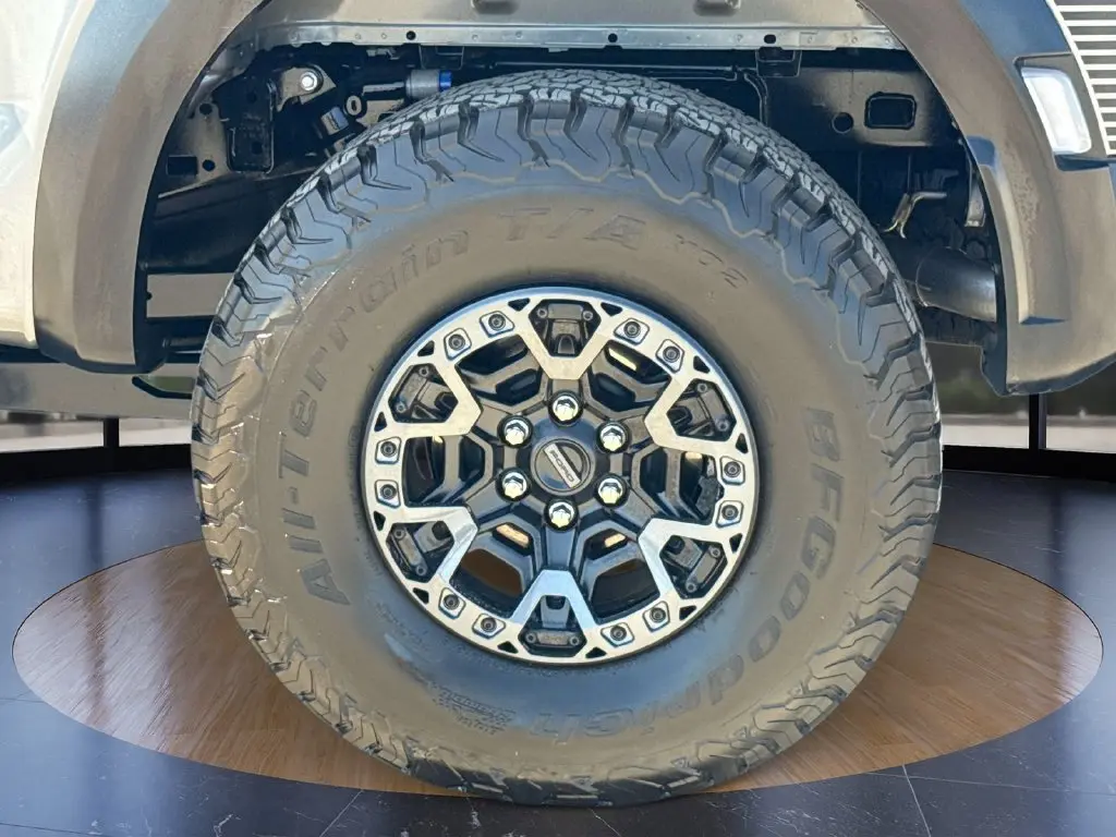 2025 Ford F-150 - $124,995